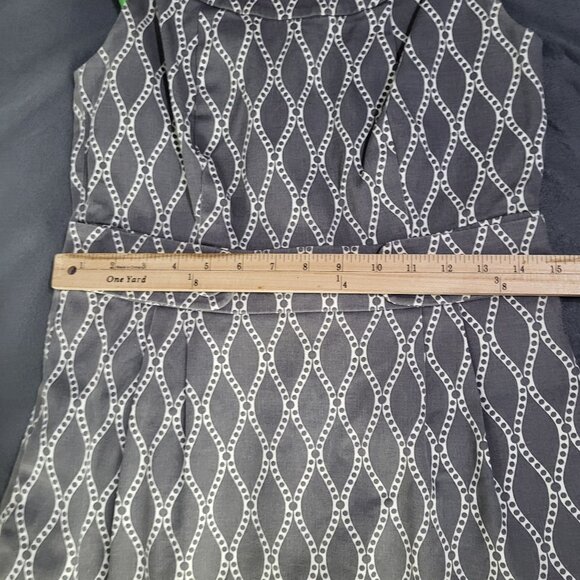 Robbie Bee Women SZ 6  Sleeveless Geometric Print Gray/White Lined Sheath Dress - Picture 8 of 11